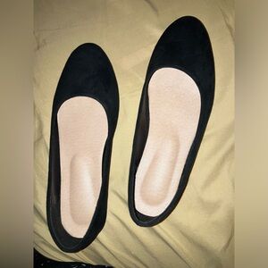 Black Round Toe Flats- Brand New